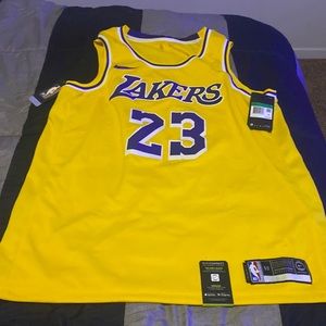 Authentic NBA Nike Lakers Lebron James #23 jersey SIZE XL